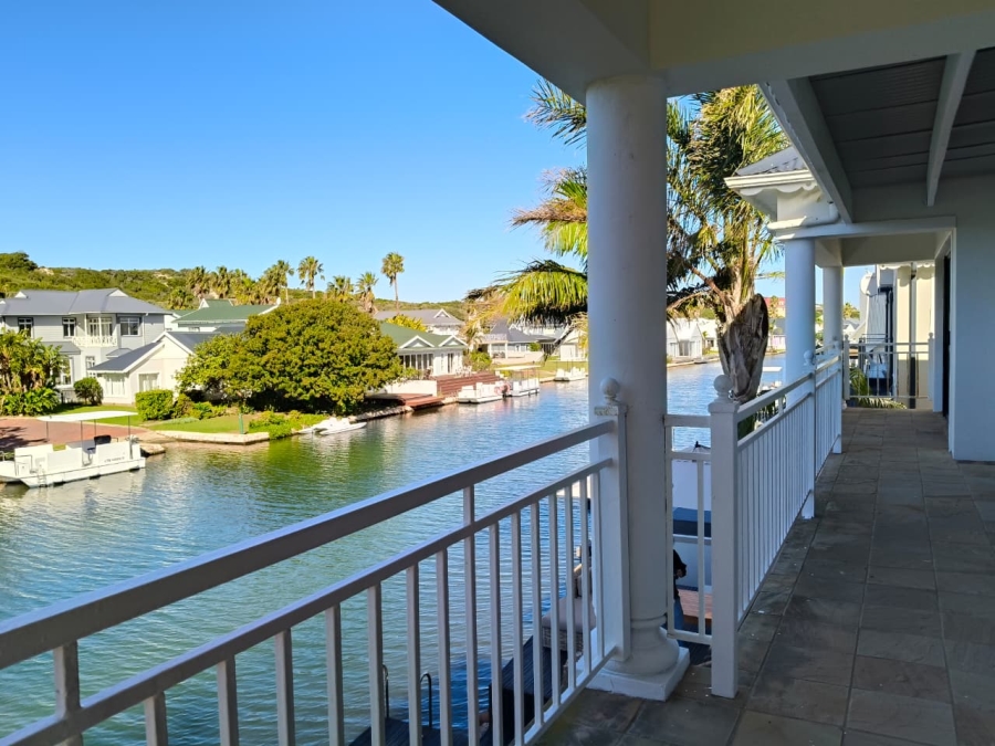 5 Bedroom Property for Sale in Marina Martinique Eastern Cape